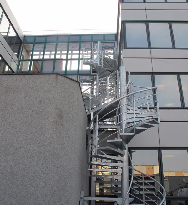 escalier de secours en acier galvanisé sur mesure escalier helicoidal
